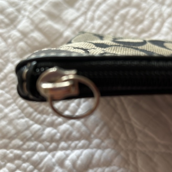 Coach clutch - Picture 3 of 4